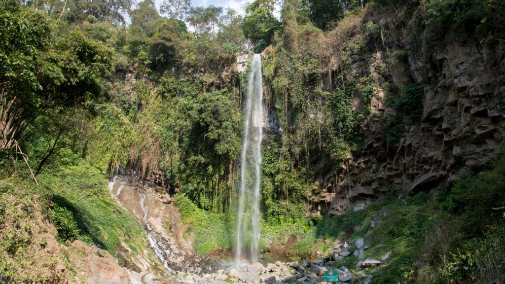 9 Tempat Wisata Karanganyar yang Recomended Gorjogan Sewu 1280x720 1024x576