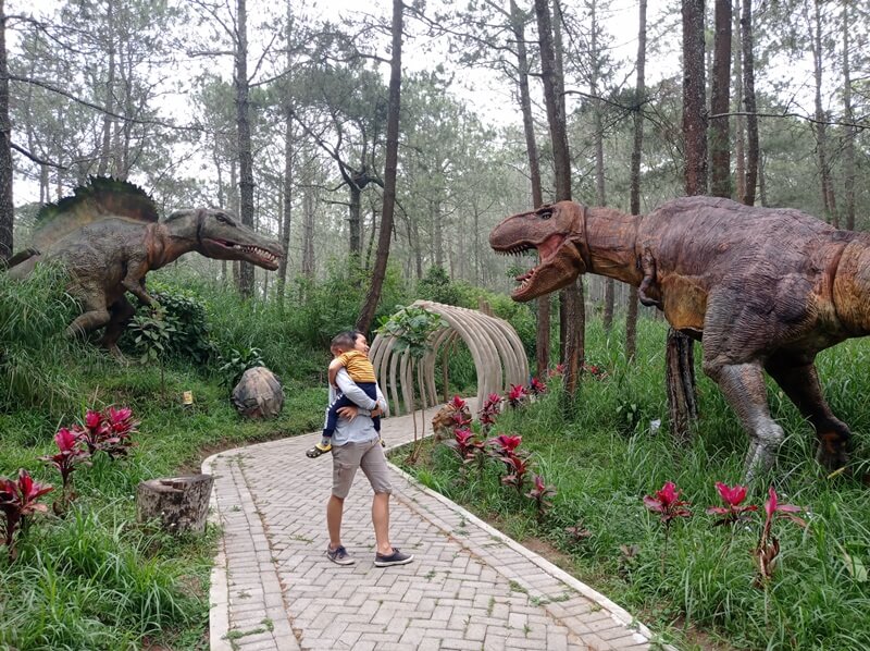 Destinasi Terbaru & Terpopuler Tawangmangu Mojosemi Dinosaurus Park